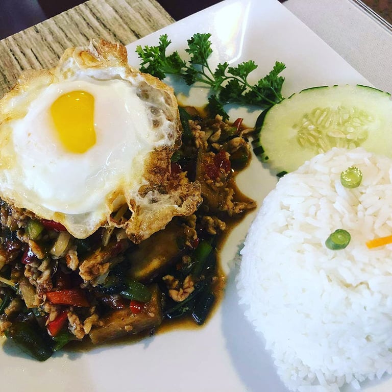 Pad Kra Prow Image