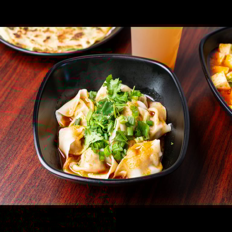 J2. 红油抄手 Wonton in Chili Oil Sauce