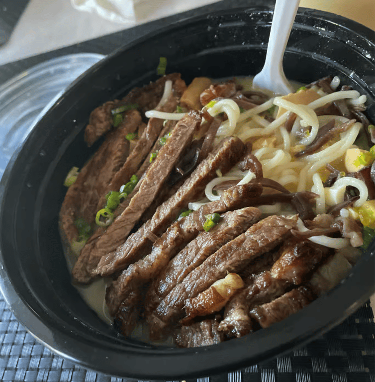 Ribeye Steak Ramen 牛排拉面