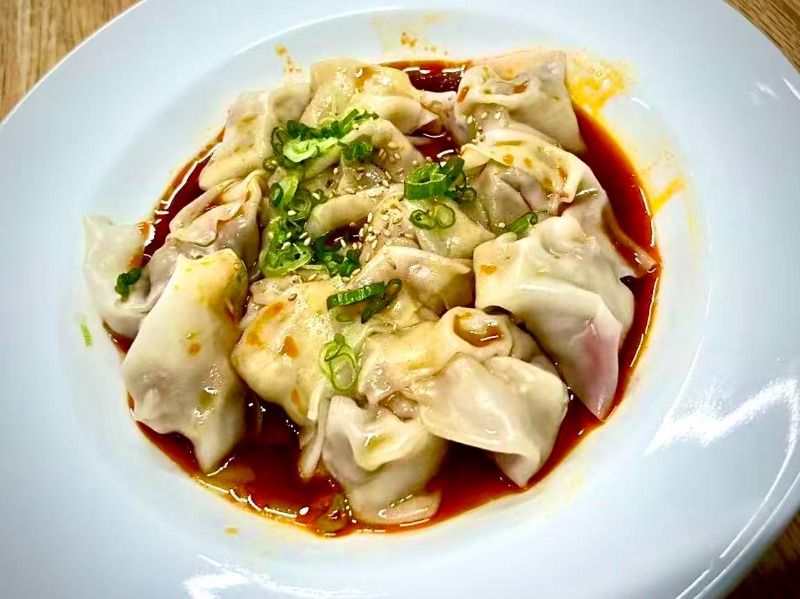 Red Chili Wontons (8)