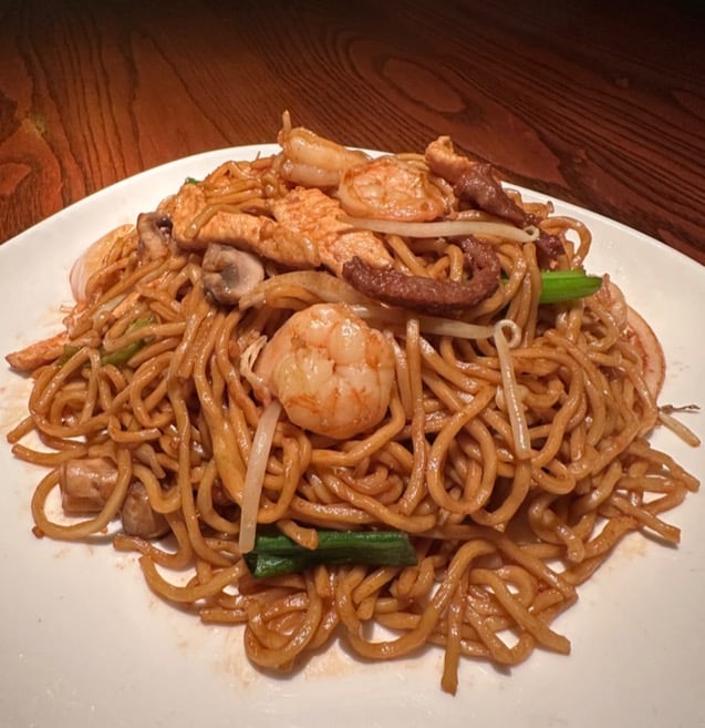 Old Peking Combination Lo Mein
