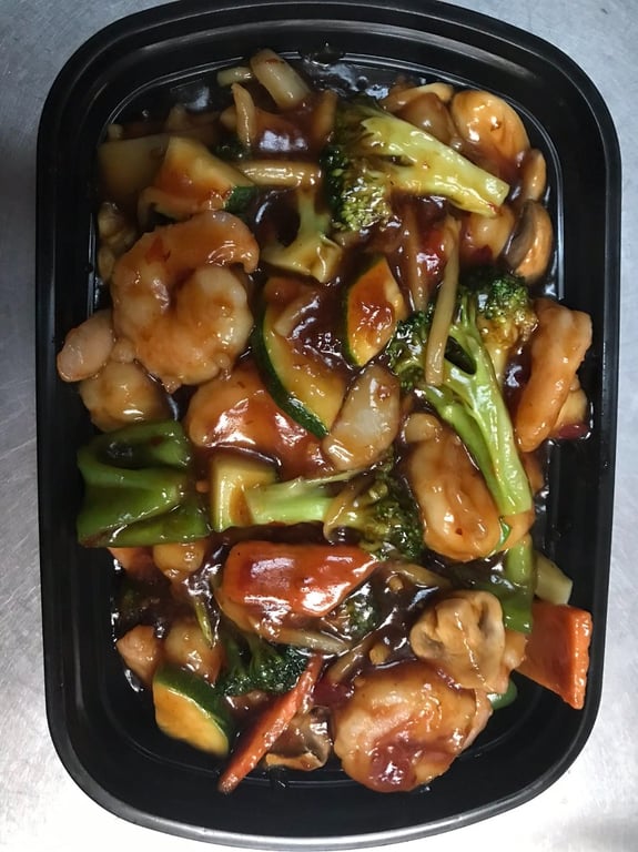 S8. Shrimp in Garlic Sauce 鱼香虾