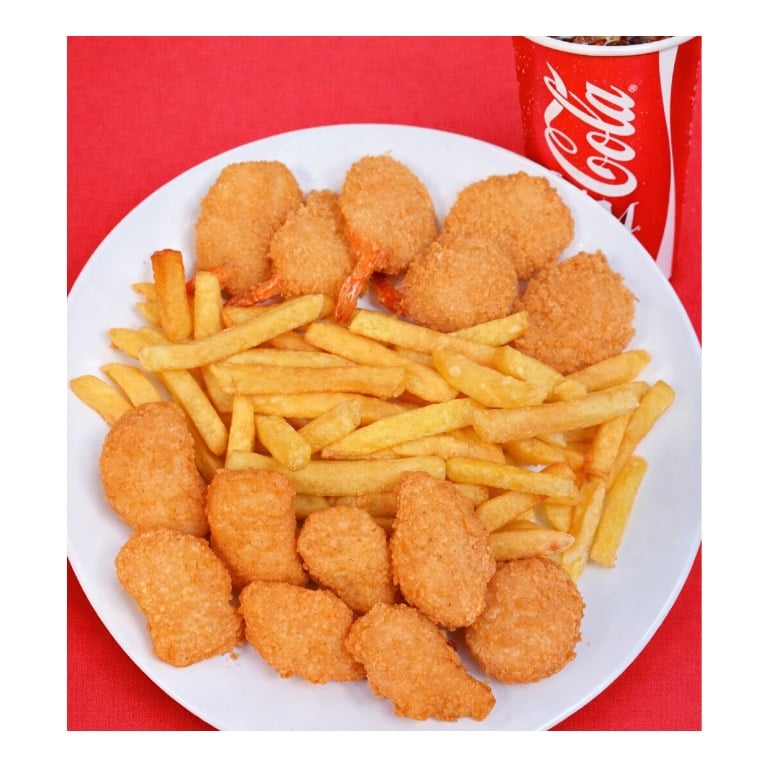 Combo13 6Pc fried shrimp,8Pc chicken nuggets,fries,Drink 6块炸虾8块鸡块薯条饮料