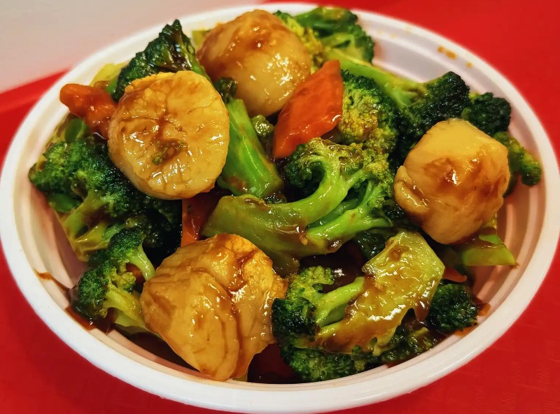 108. Scallops w. Broccoli