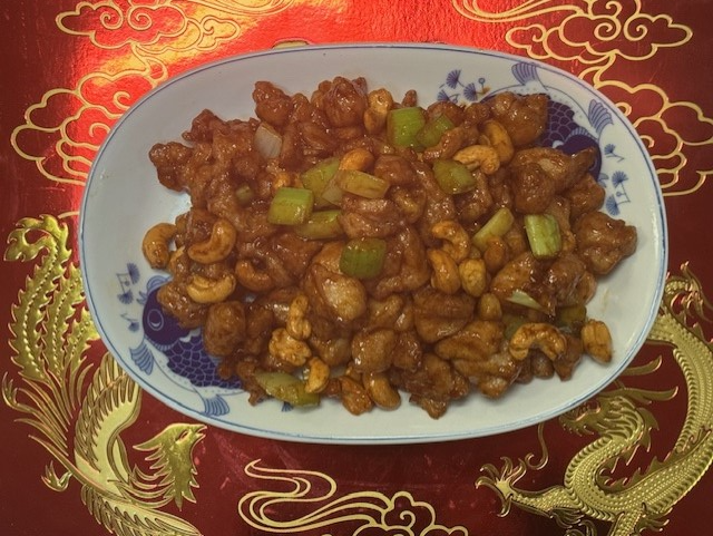 202. Chicken with Cashew Nuts