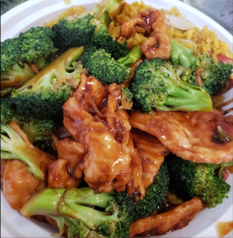 Chicken with Broccoli
Good Taste - Voorhees