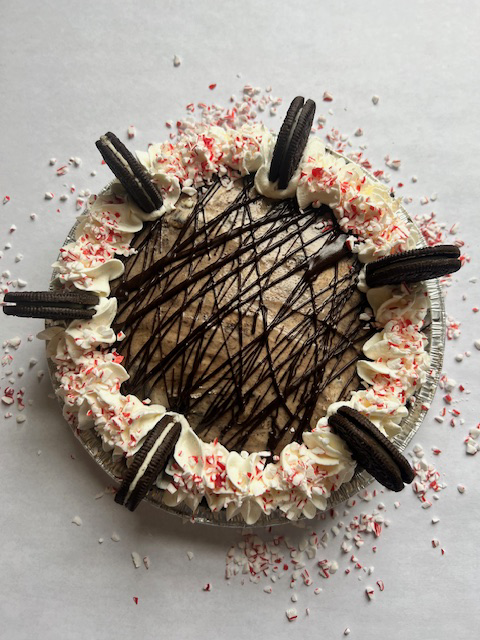 Christmas Oreo Ice Cream Pie