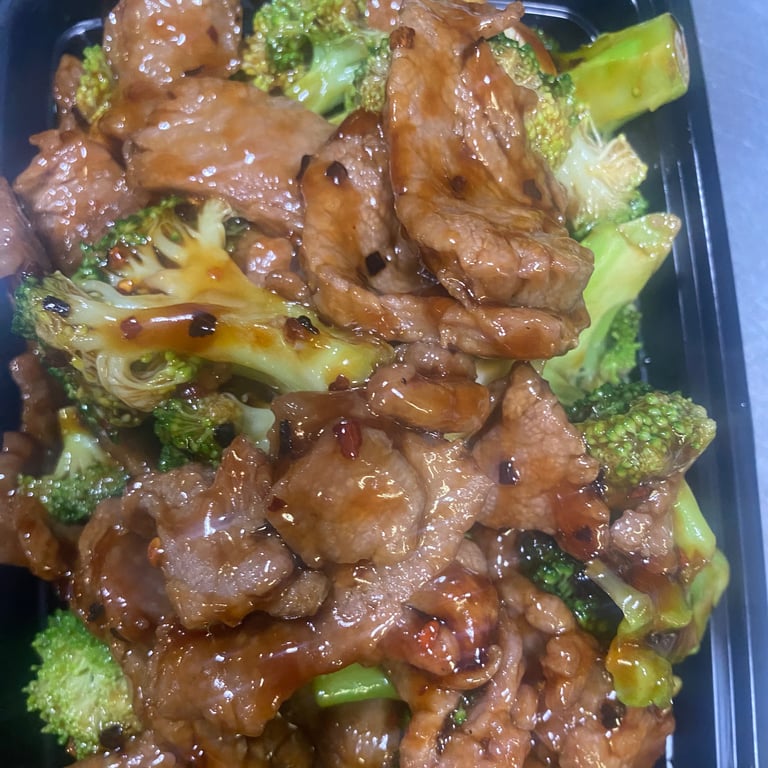 Beef broccoli (broccoli steamed) 芥蓝牛 (芥蓝水煮)