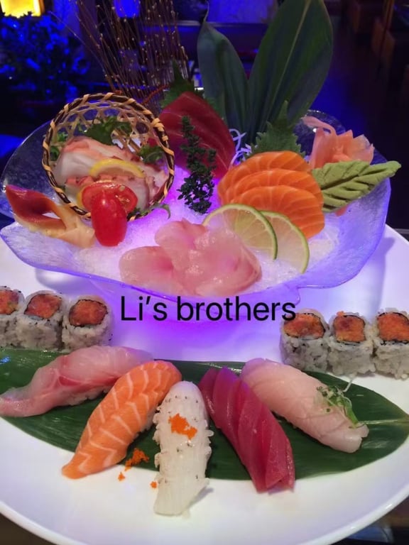 J53. Sushi & Sashimi Combination