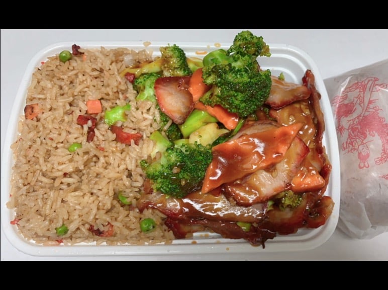 芥兰叉烧  Pork w. Broccoli
