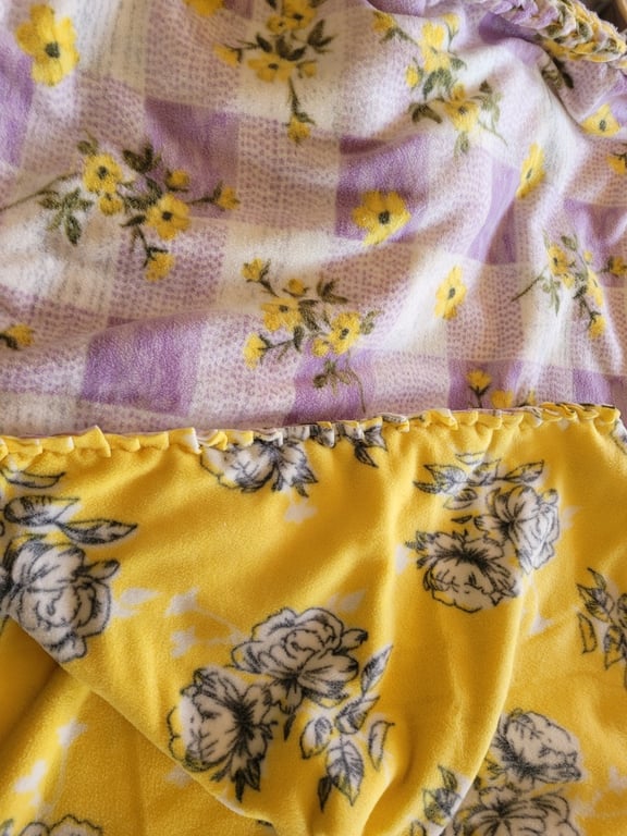 Blanket - Yellow Roses