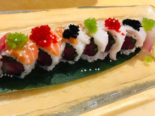 S26. Deluxe Rainbow Roll