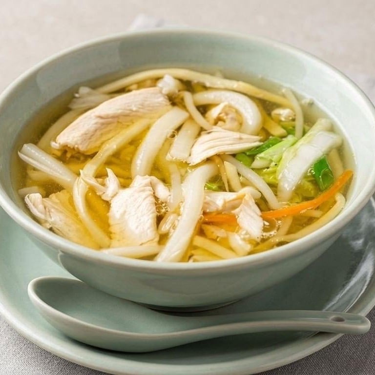 13. 鸡汤面 Chicken Yat Gat Mein