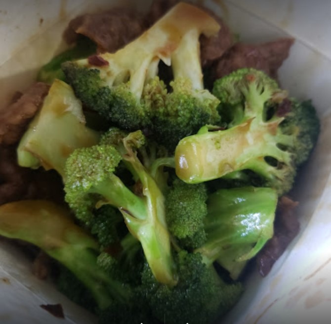 Beef with Broccoli
Super Chinese - Merrillville