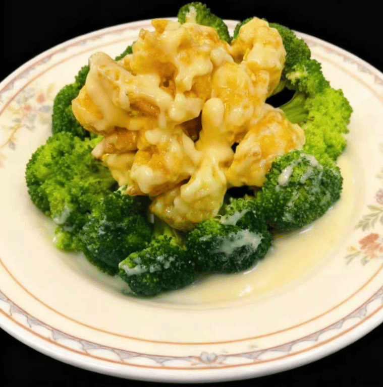 Fried Jumbo Shrimp w. Creamy Sauce 果汁大虾