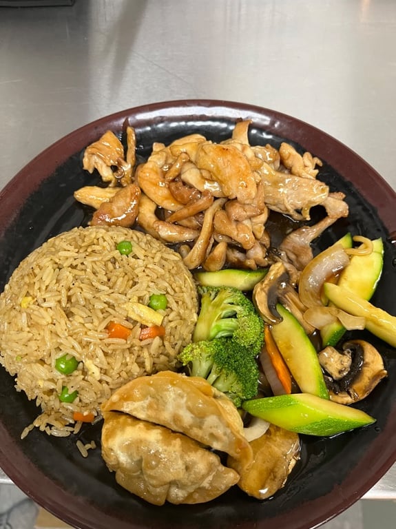 Chicken Hibachi<br>铁板鸡