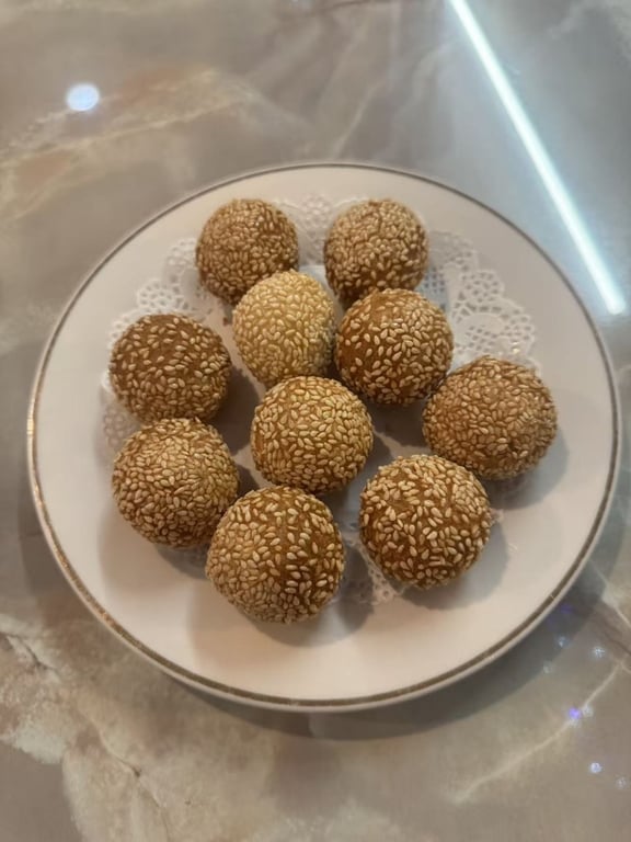 Sesame Balls with Red Bean