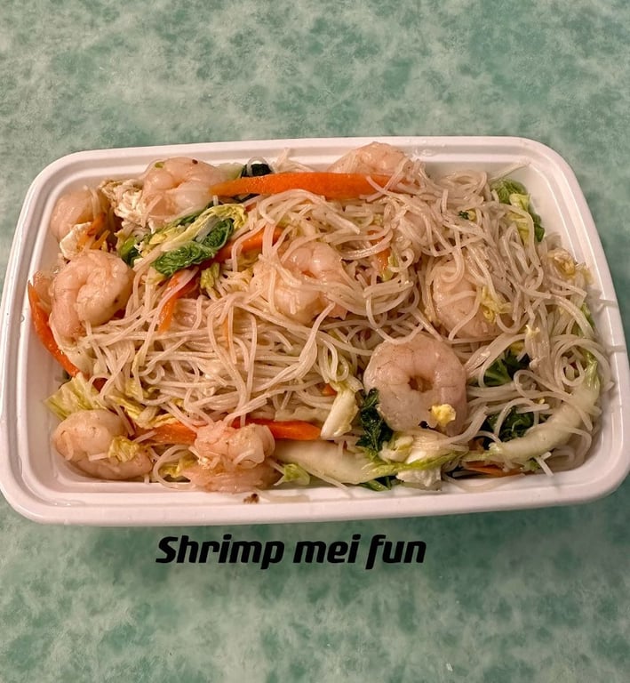 44. Shrimp Chow Mei Fun