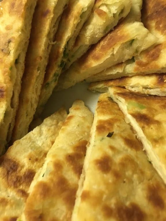 K. Scallion Pancake 葱油饼