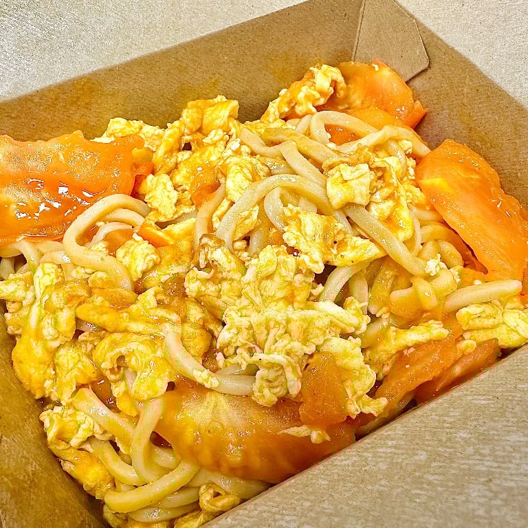 Tomato & Egg Fried Noodle