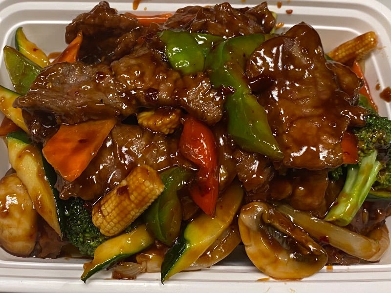 鱼香牛 Beef w. Garlic Sauce