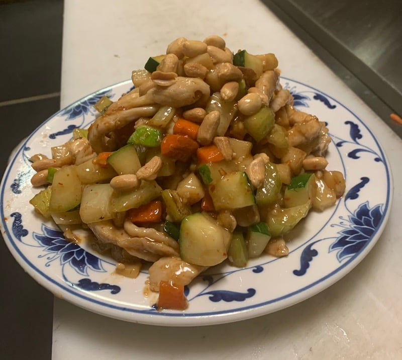 R. Kung Pao Chicken