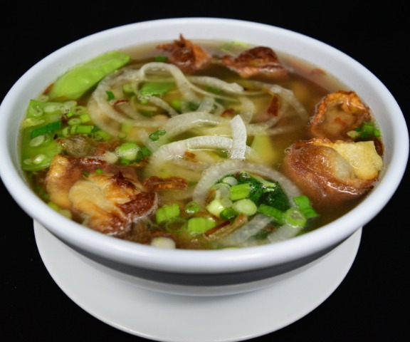 41. Sup Hoanh Thoanh Thap Cam / Wor Wonton Soup