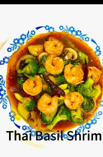 C34. Thai Basil Shrimp