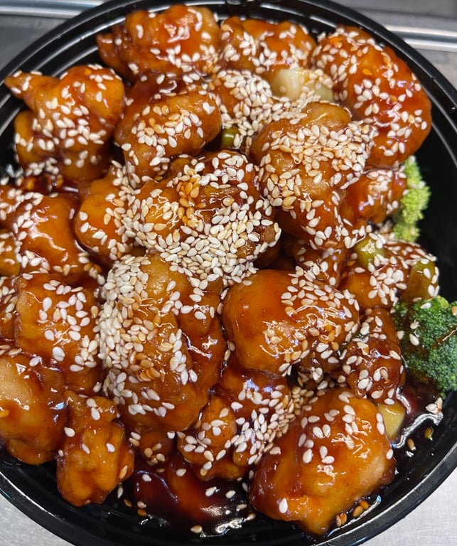 T04. Sesame Chicken (White Meat)