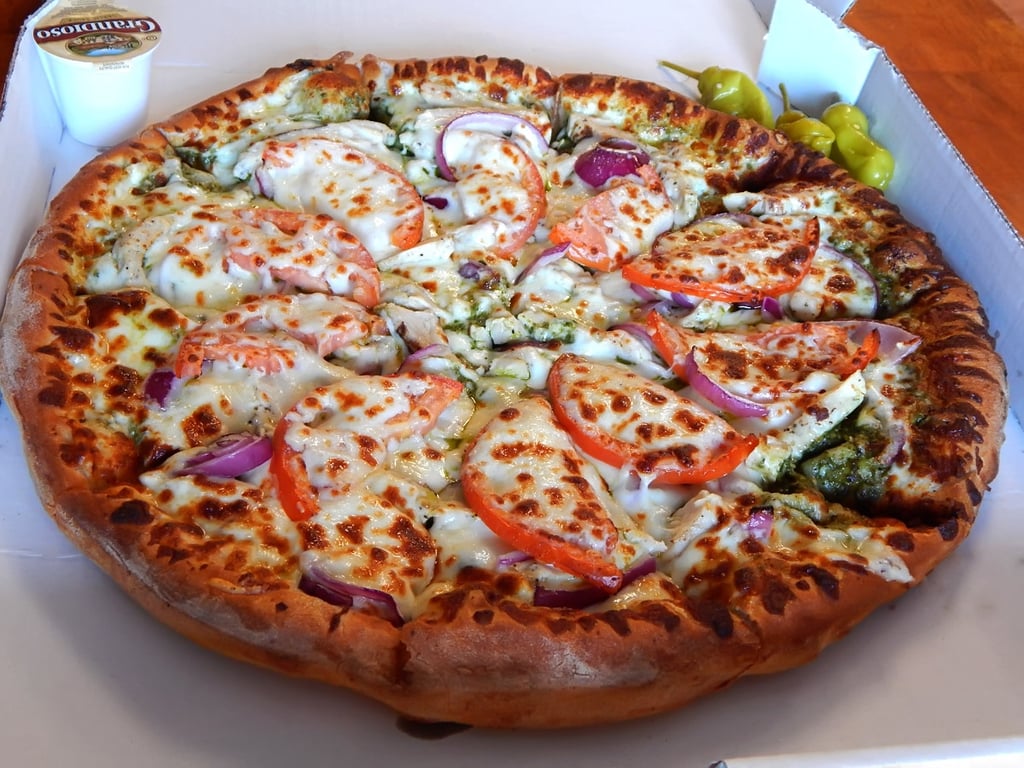 Chicken Pesto Pizza*