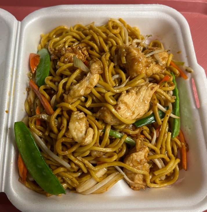 23. Chicken Lo Mein