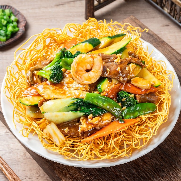 House Special Crispy Noodles