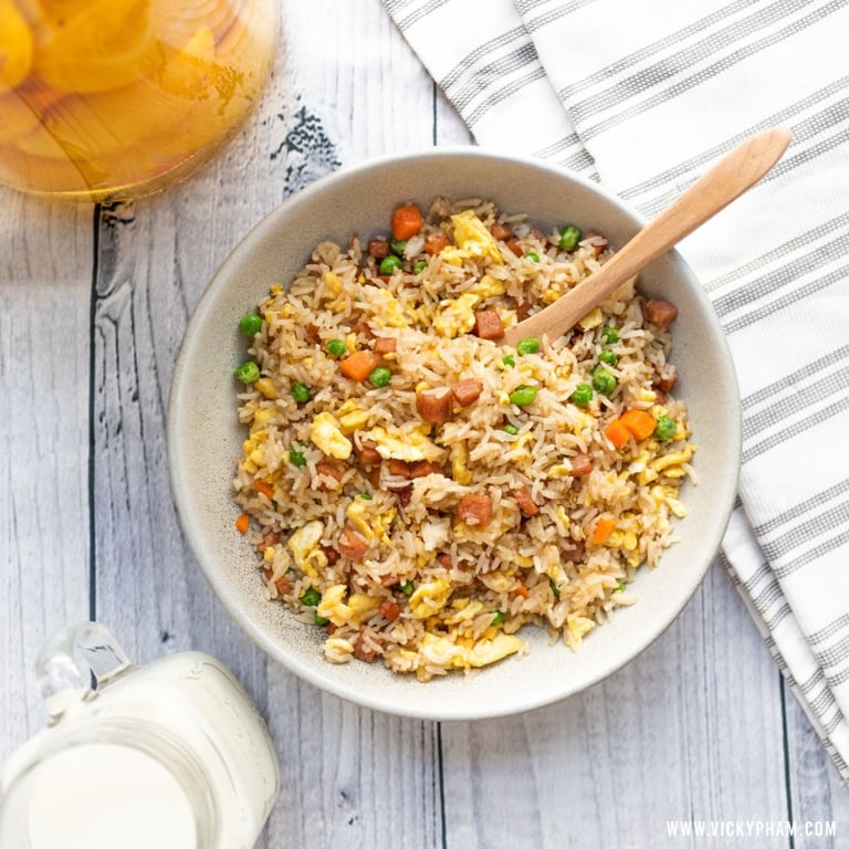 Arroz Chaufa De Tofu (Peruvian Tofu fried rice)