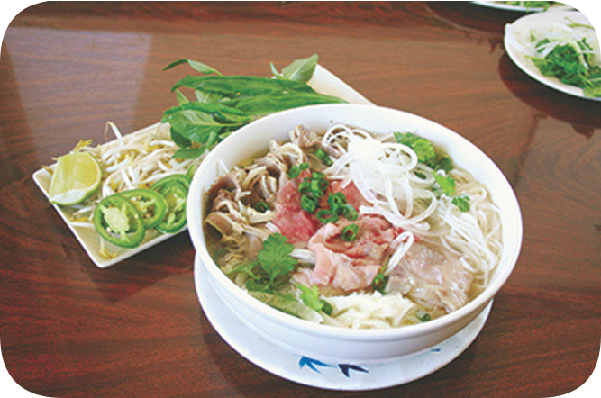N1. House Special Noodle Soup (Pho)
