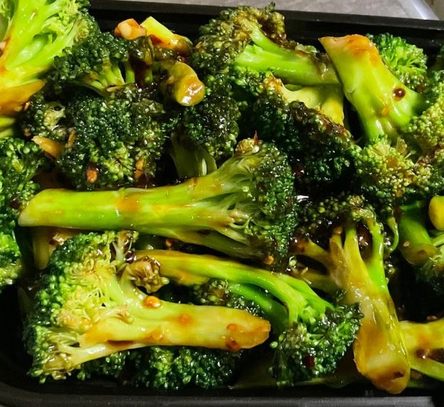 VG3. Broccoli with Szechuan Garlic Sauce 四川芥兰