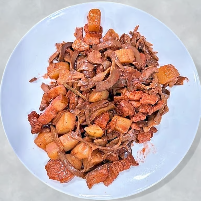 糟炒五花肉炒笋 (闽) Stir-Fried Pork Belly & Bamboo Shoots w. Fermented Rice