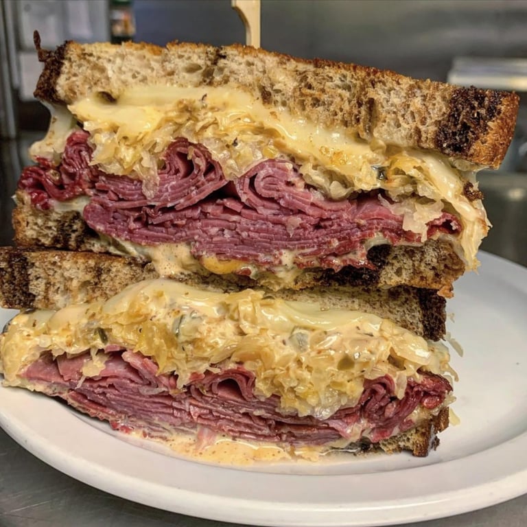 GRILLED REUBEN SANDWICH