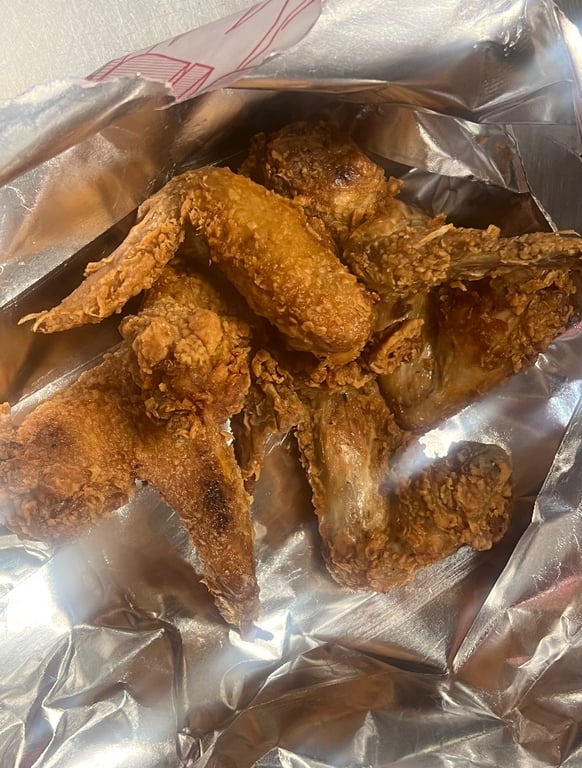 9. Crispy Chicken Wing (6)