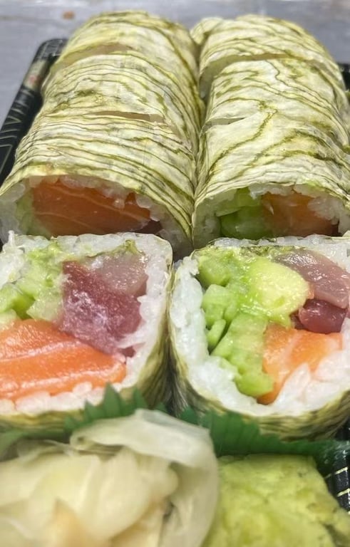 R46. Tiger Roll (8 pcs)