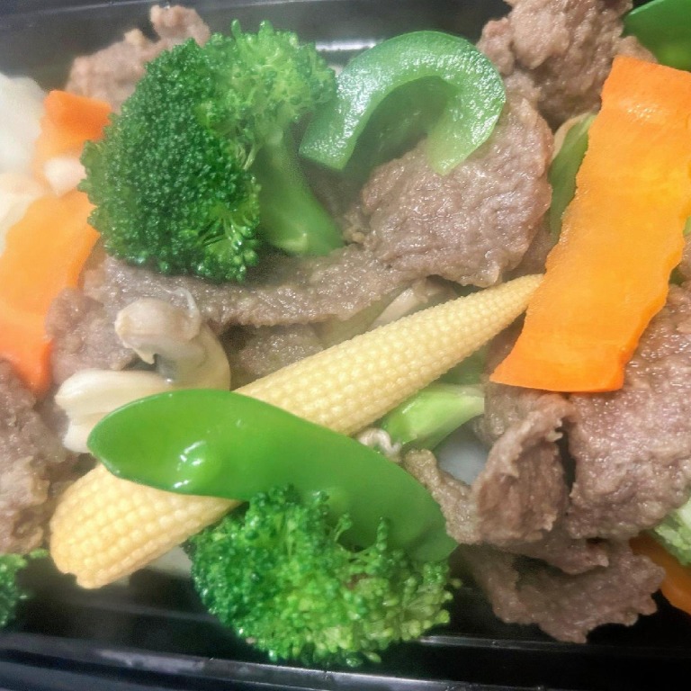 H 4. Steamed Beef w. Vegetables