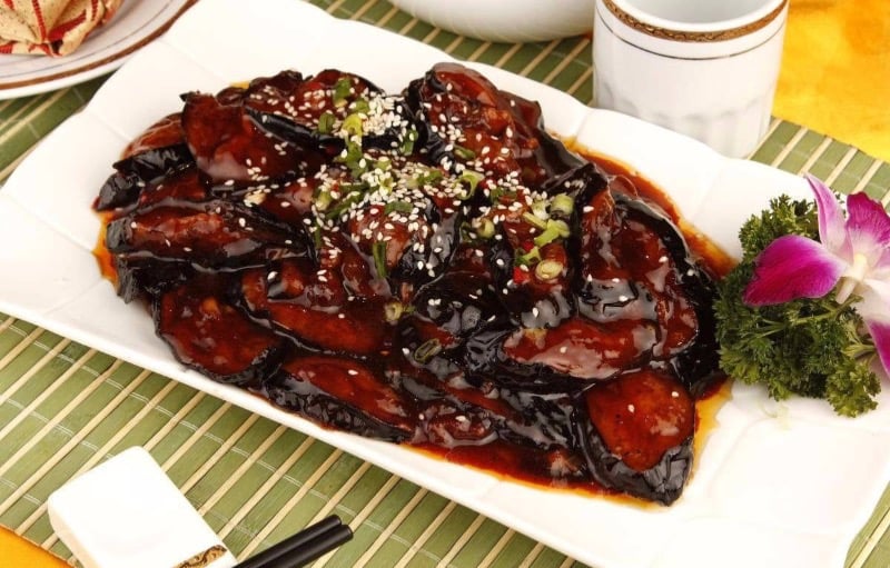 Braised Eggplant w/ Bean Sauce 酱烧茄子