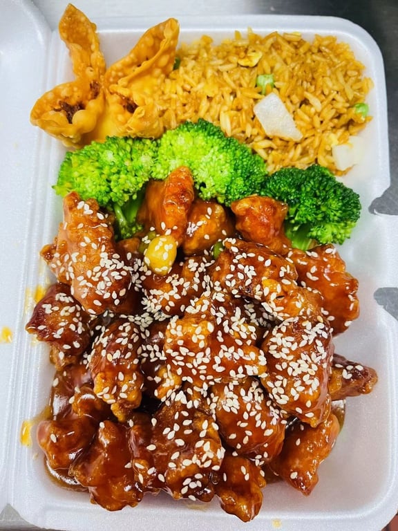 L13. Sesame Chicken(White meat) 白肉芝麻鸡