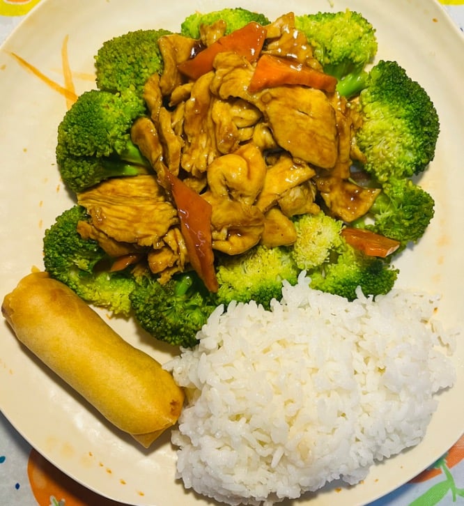 L3.  Chicken with Broccoli 芥兰鸡