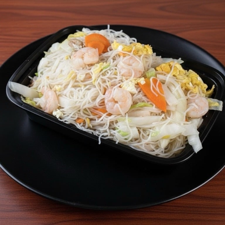 109. Shrimp Chow Mei Fun