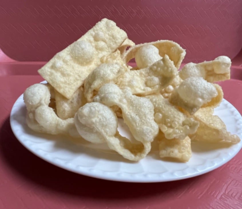 09. Fried Wonton