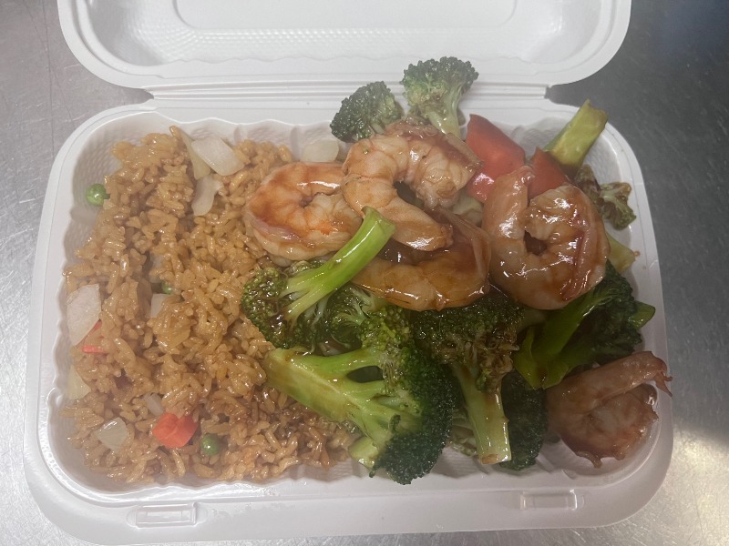 C 6. Shrimp w. Broccoli