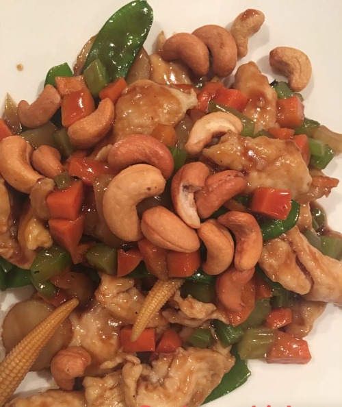 7. Chicken with Cashew Nuts Image