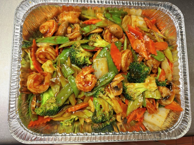 (Half Tray) Shrimp w.Mixed Vegetables in Brown Sauce