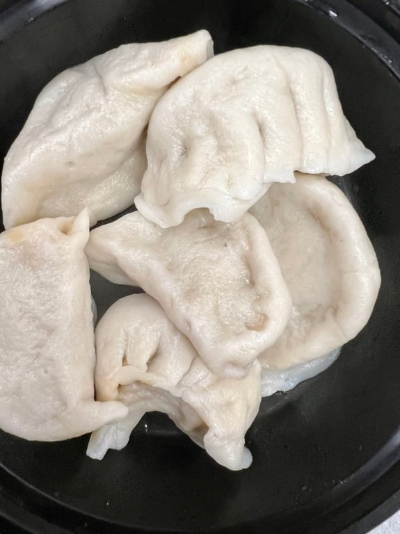 Steamed Pork Dumplings (6)