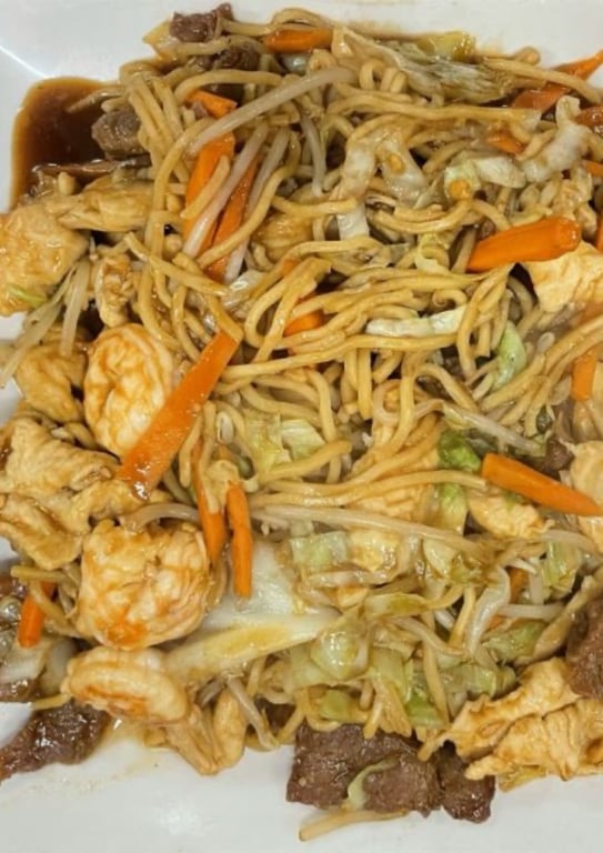 D75. 特色炒面 House Lo Mein